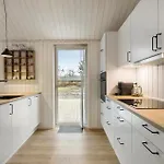 4 Bedroom Lovely In *