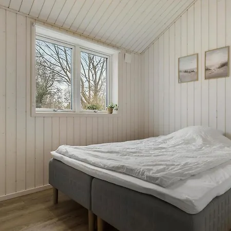 4 Bedroom Gorgeous In Liseleje