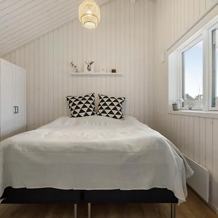 4 Bedroom Lovely In * Liseleje