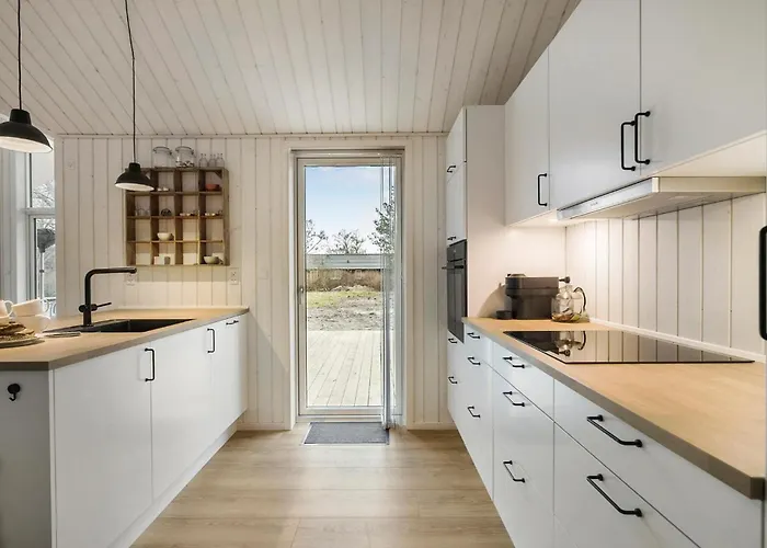 4 Bedroom Lovely In *